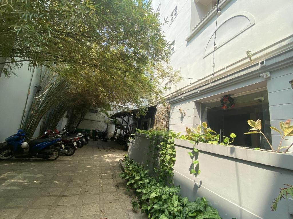 Amura Hotel Thu Duc Ho Chi Minh City Exterior photo
